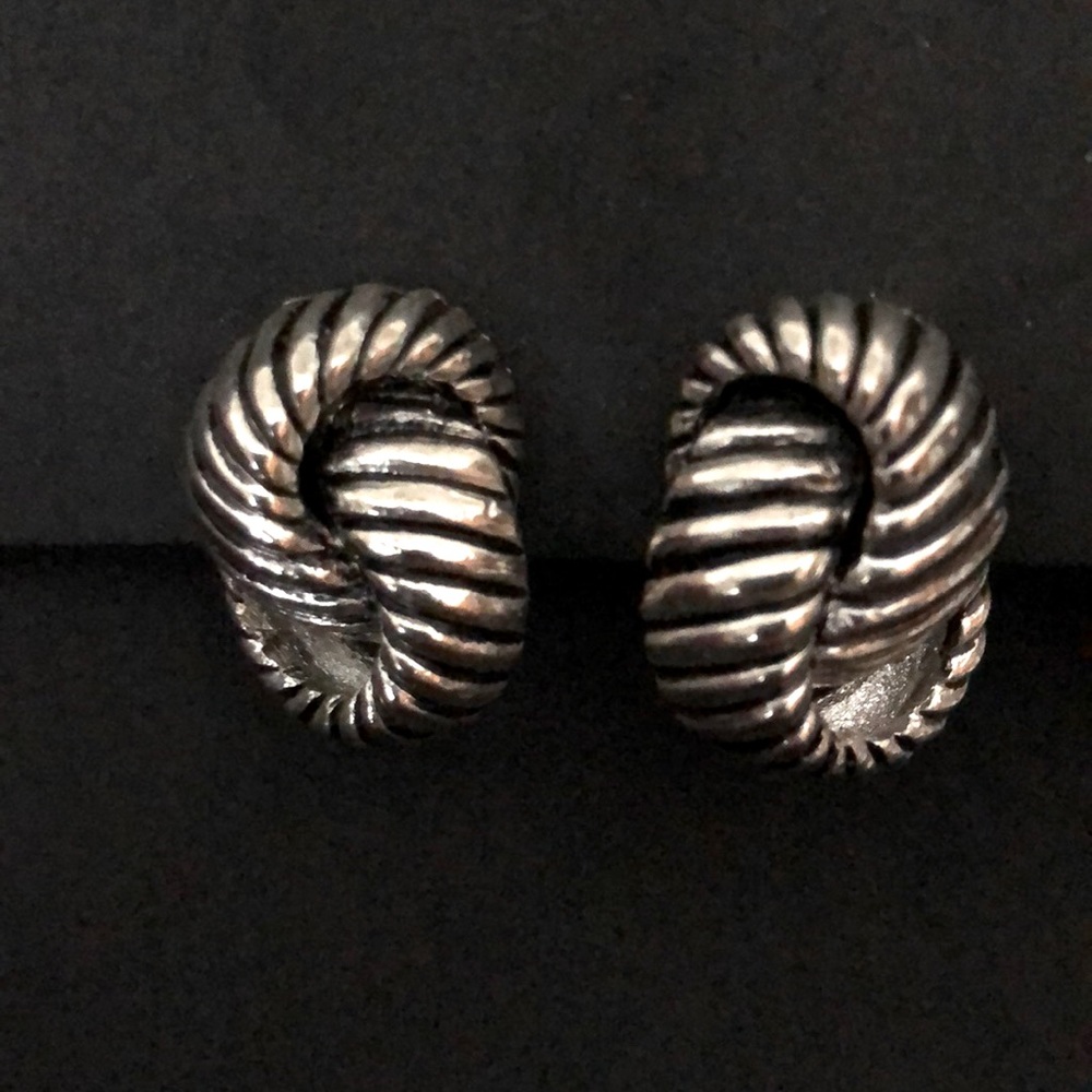 Knotted-design Clip-on Earrings